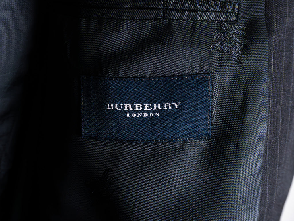 Vestón Burberry London negro a rayas — Talla M