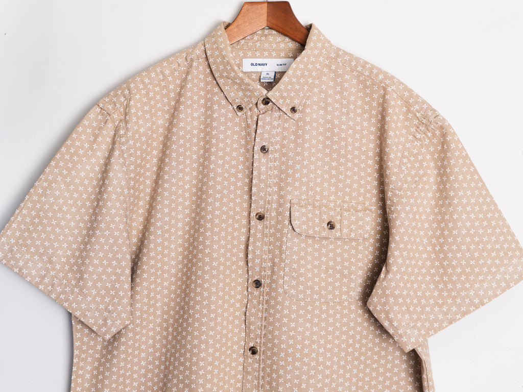 Camisa Old Navy beige con estampado — Talla XL Slim Fit