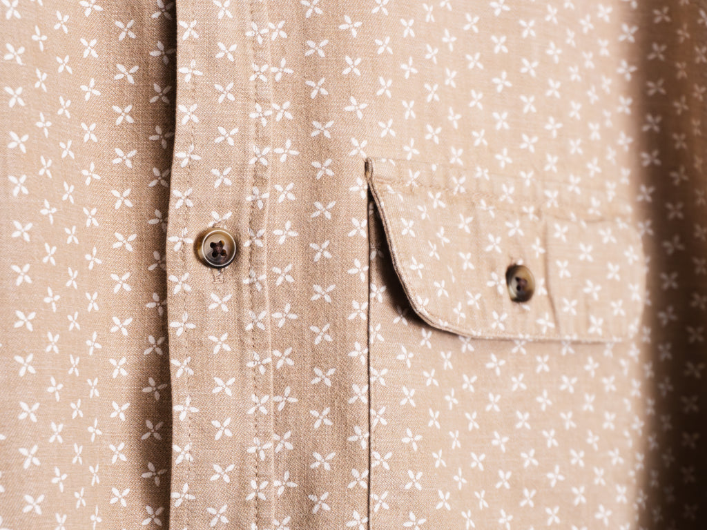 Camisa Old Navy beige con estampado — Talla XL Slim Fit