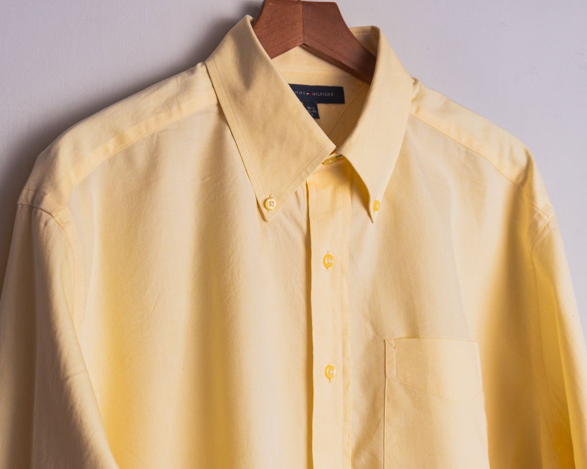 Camisa Tommy Hilfiger amarilla — Talla L