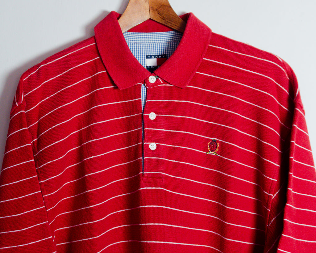 Polera polo Tommy Hilfiger vintage roja a rayas — Talla XL
