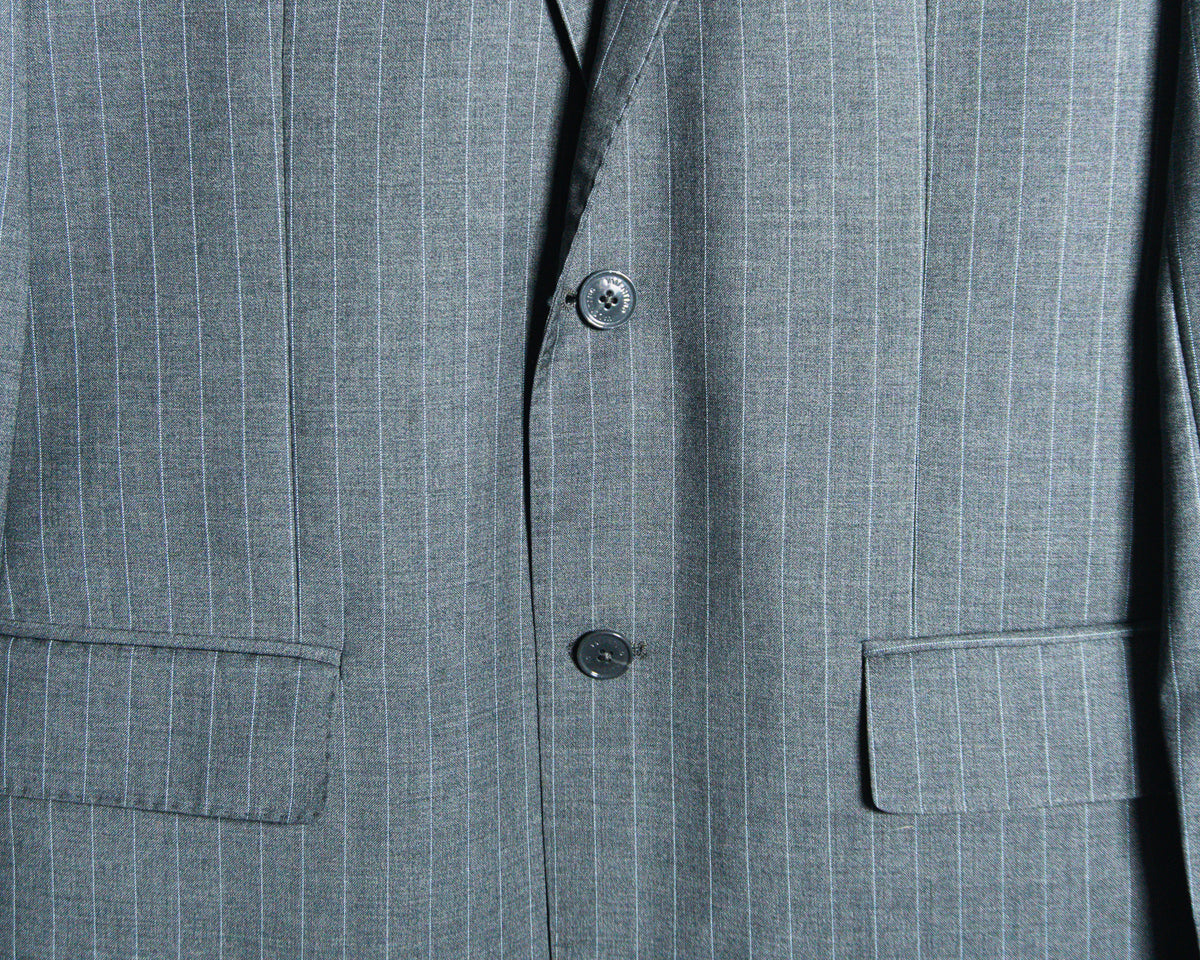 Chaqueta Valentino gris con rayas — Talla 50