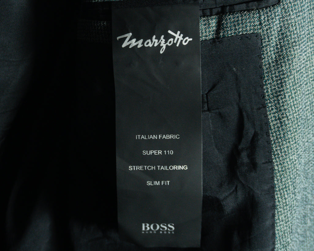 Blazer Hugo Boss gris de microcuadros, tejido Marzotto — Talla 42R Slim Fit (calce 41R)