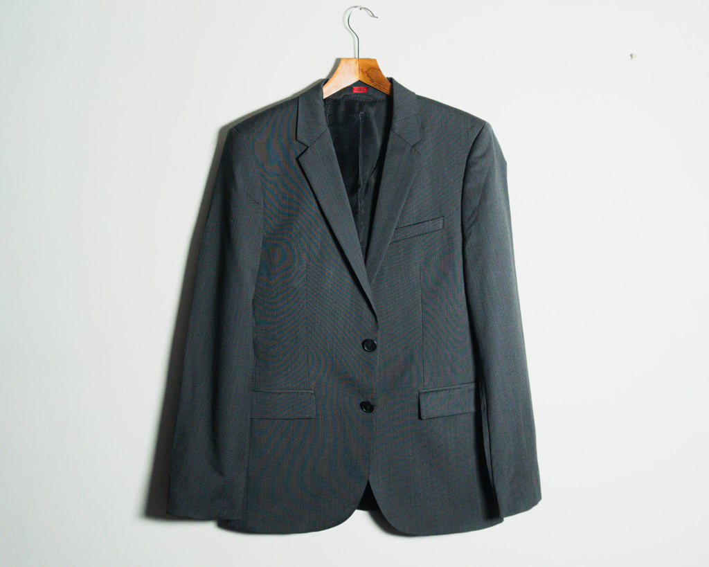 Blazer HUGO Hugo Boss gris oscuro, etiqueta roja — Talla 36R