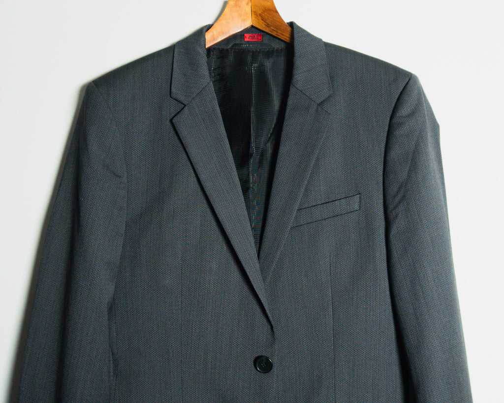 Blazer HUGO Hugo Boss gris oscuro, etiqueta roja — Talla 36R