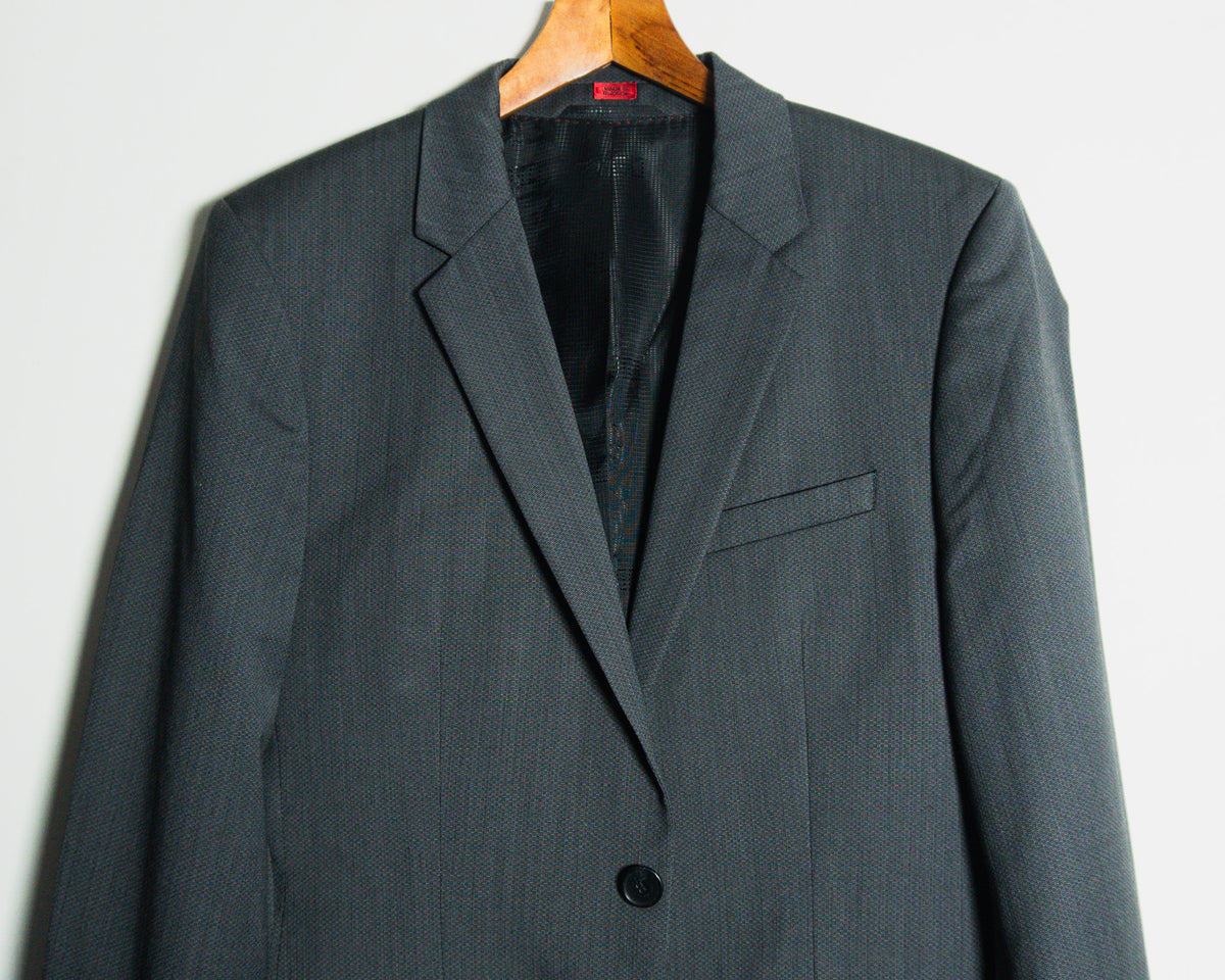 Blazer HUGO Hugo Boss gris oscuro, etiqueta roja — Talla 36R