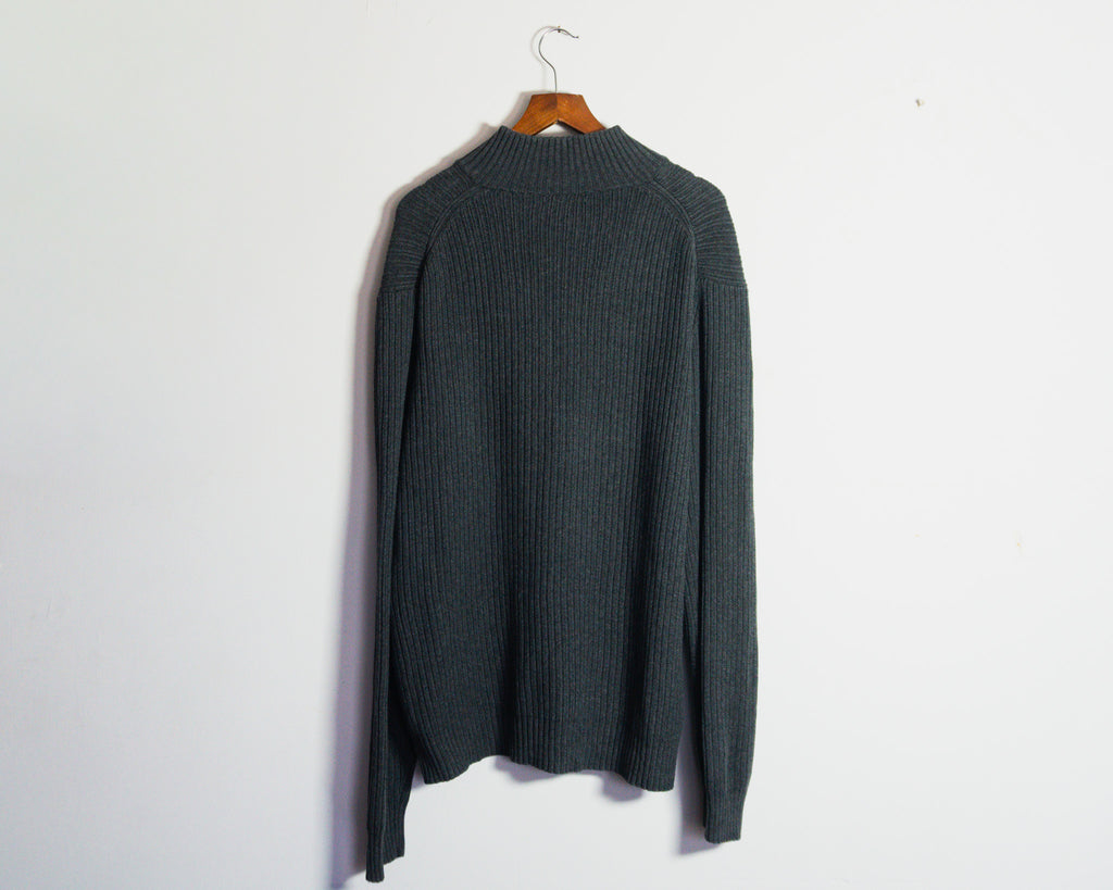 Sweater Calvin Klein gris plomo con cierre al cuello — Talla XL