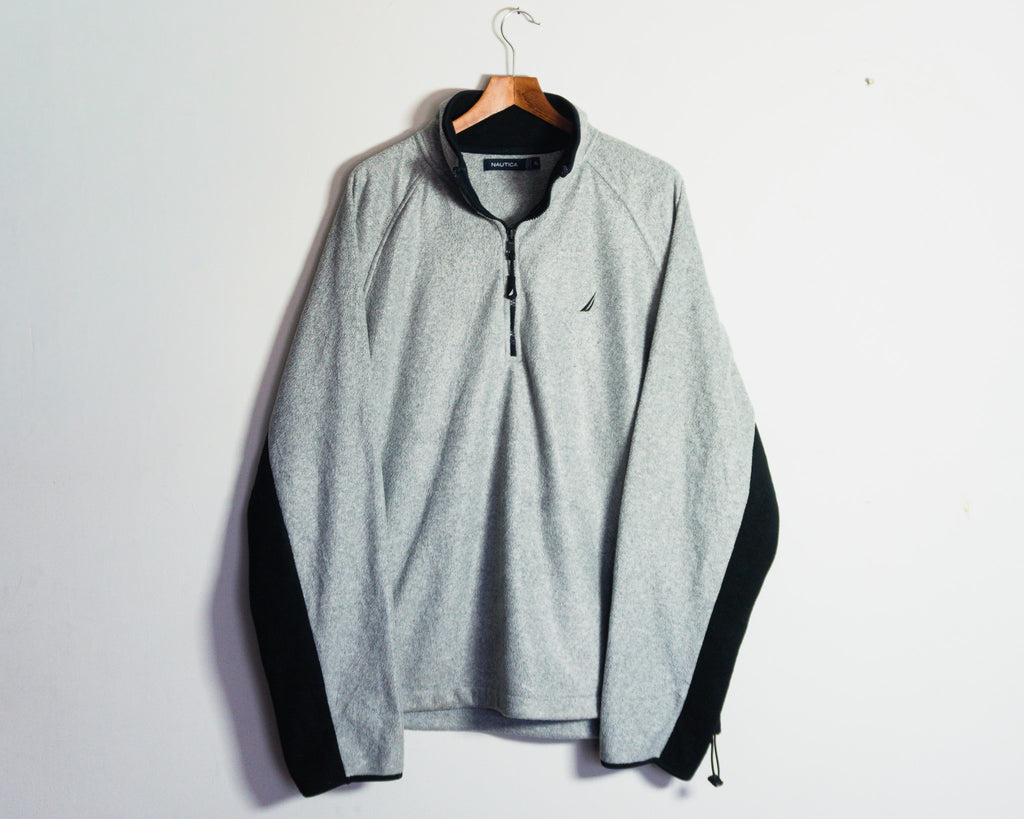 Polerón Nautica gris plomo con cierre al cuello — Talla XL