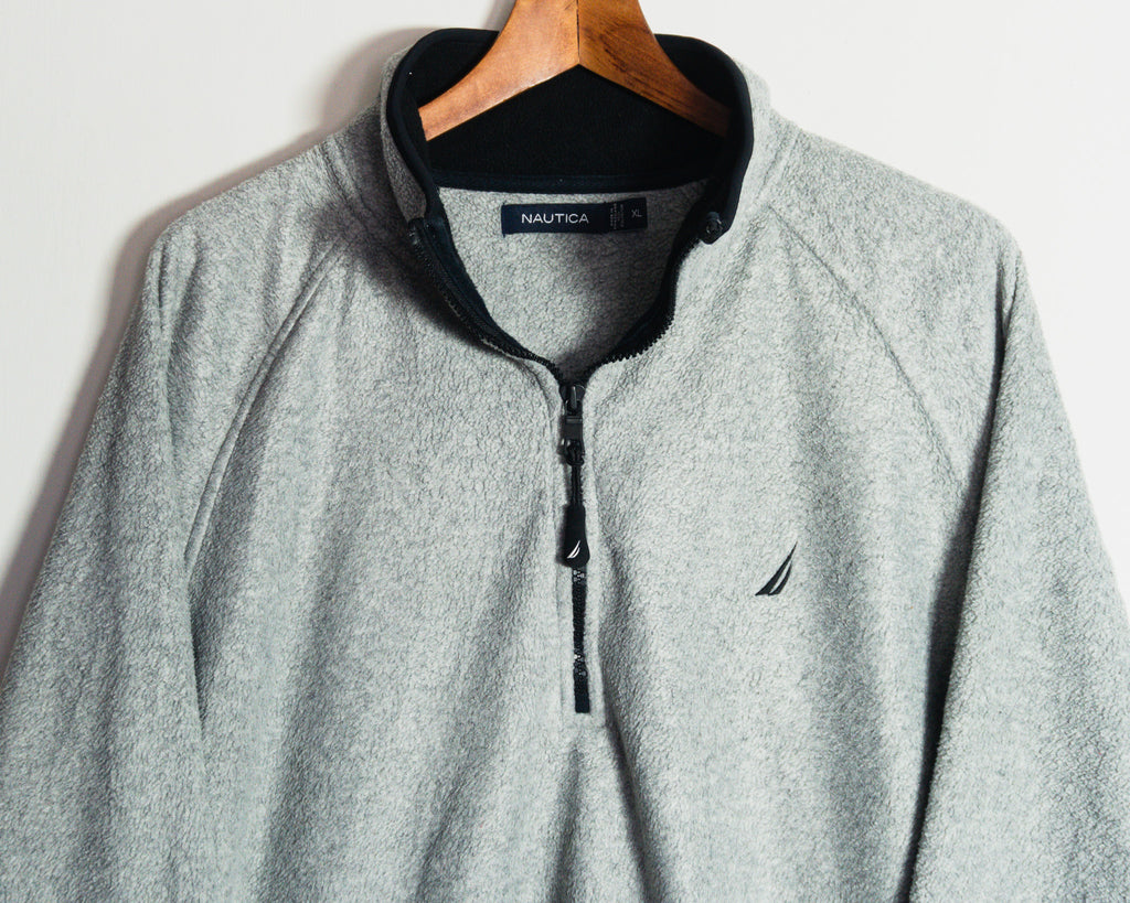 Polerón Nautica gris plomo con cierre al cuello — Talla XL