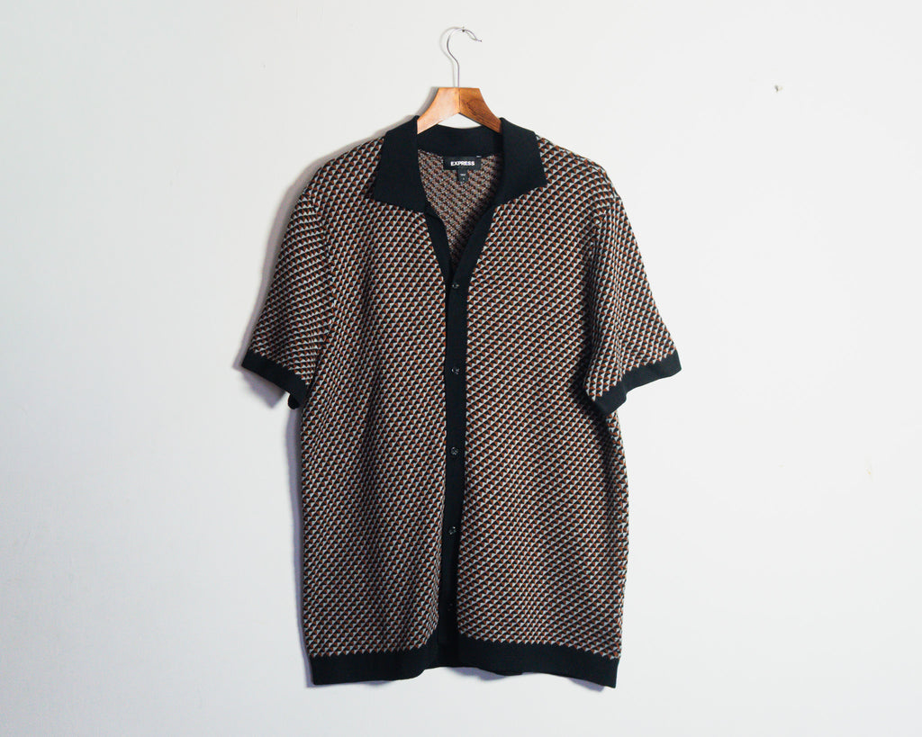 Camisa tejida Express con diseño geométrico — Talla L