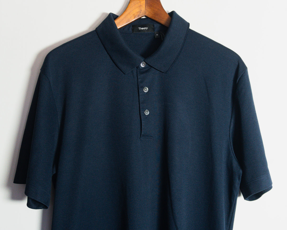 Polera polo Theory azul marino — Talla M