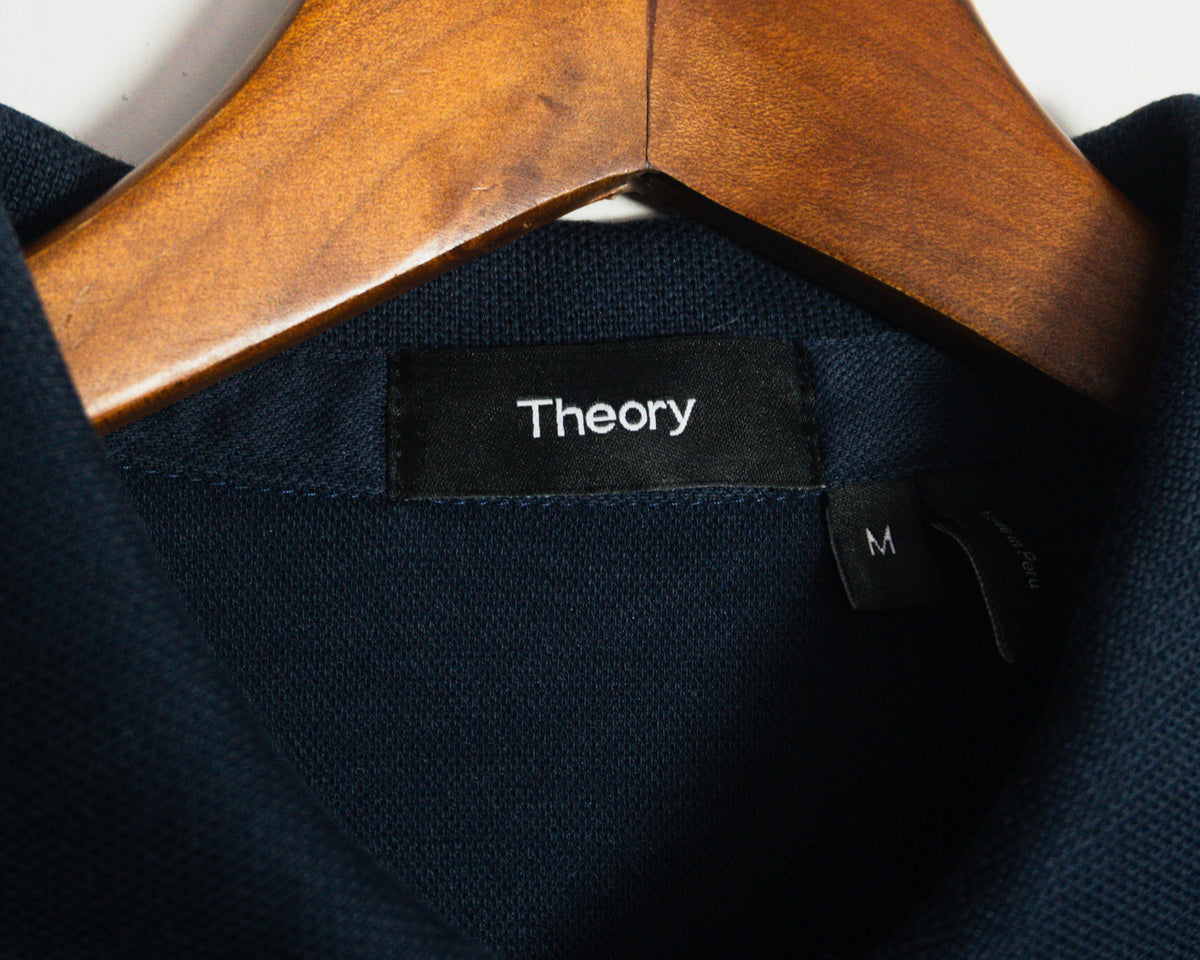 Polera polo Theory azul marino — Talla M